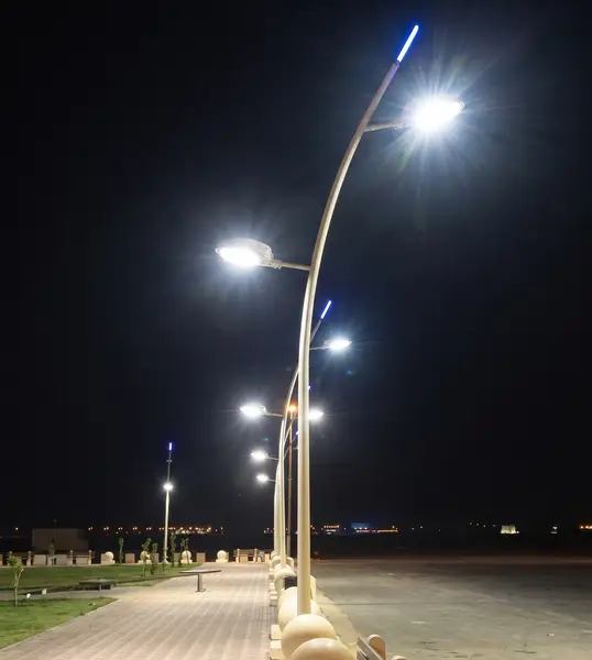 Street lighting pole design 18